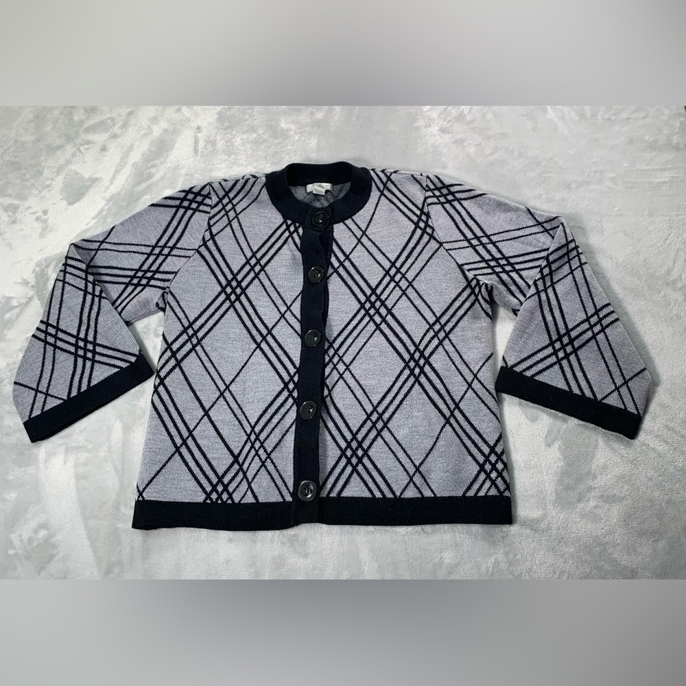 Mercer Street Studio Charcoal and Black Knit Top